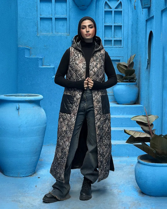 Women's Brown waterproof puffer vest – double-face fabric – front view with hood